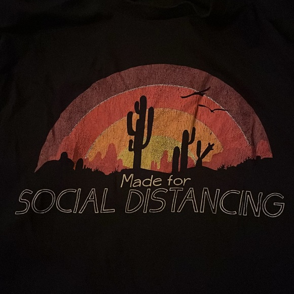 OBSESSIVE LOVE - Cactus Social Distancing Cropped Tee - Picture 2 of 3